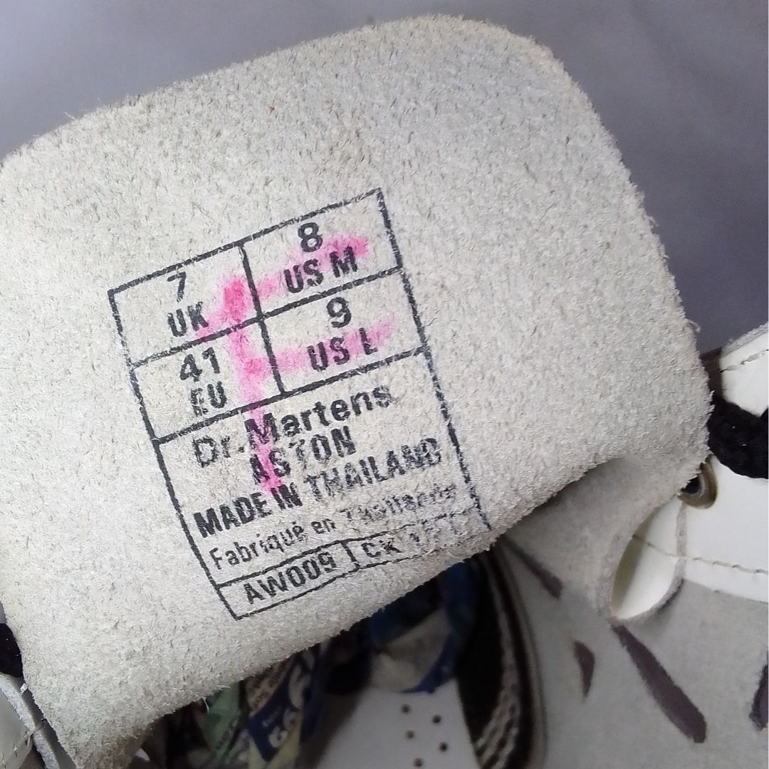 Limited Edition Aston White Cutout Boots | 7 UK