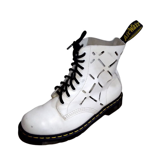Limited Edition Aston White Cutout Boots | 7 UK