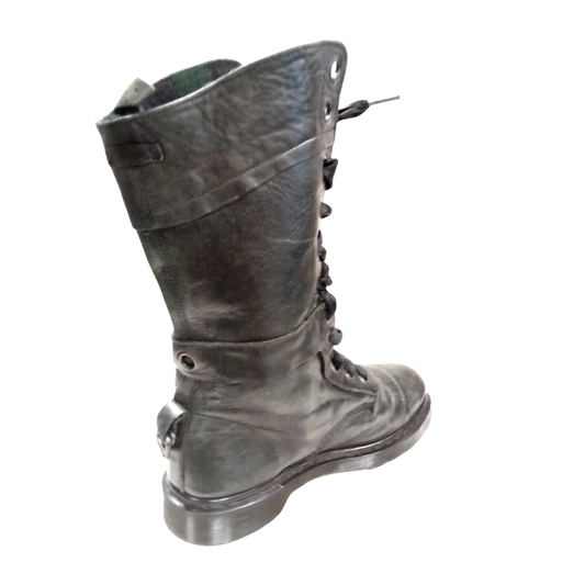 Triumph 1914 Tall Lace-Up 14 Hole Foldable Collar | 6 UK