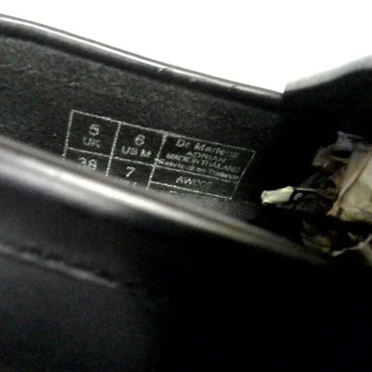 Adrian Tassel Loafers Black | 5 UK - Preloved Docs