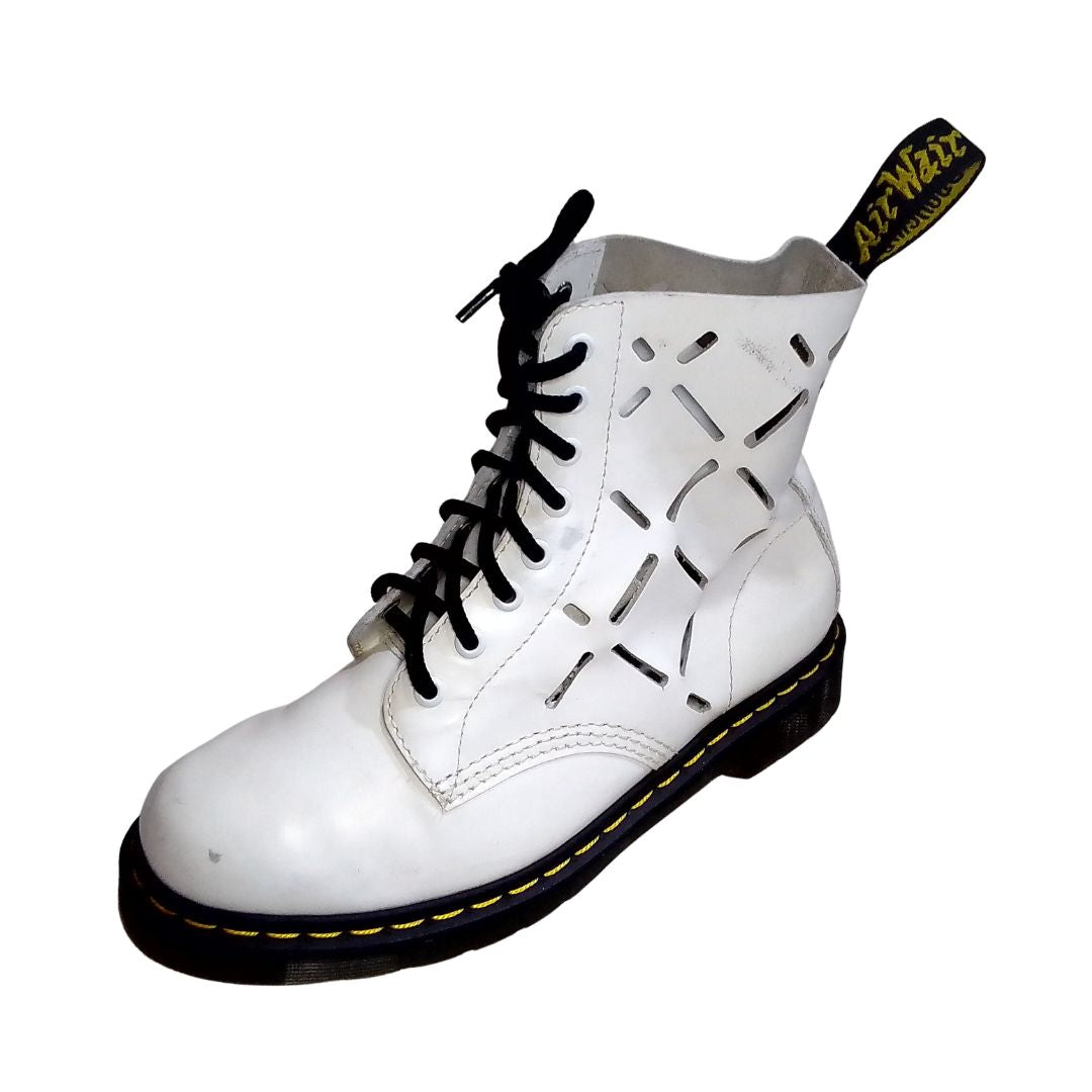 Limited Edition Aston White Cutout Boots | 7 UK