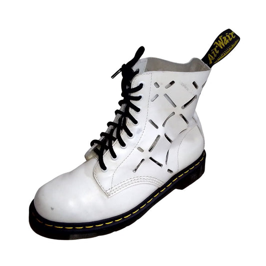 Limited Edition Aston White Cutout Boots | 7 UK