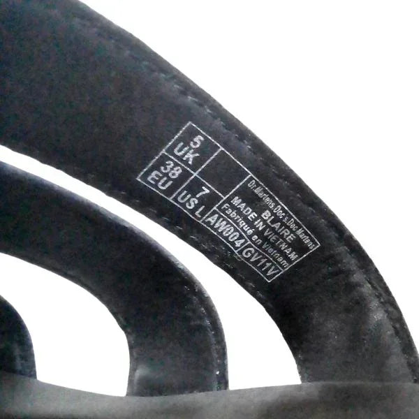 Blaire | 5 UK - Preloved Docs