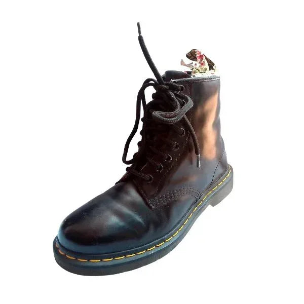 1460/11822 | 7 UK - Preloved Docs