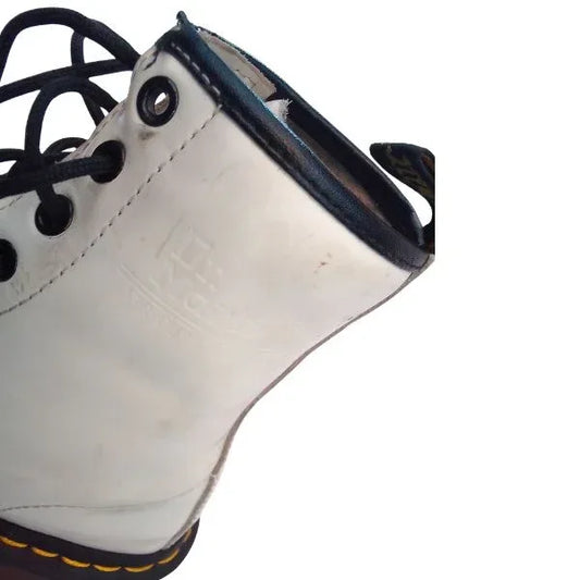 1460 White Leather Boots | 5 UK - Preloved Docs