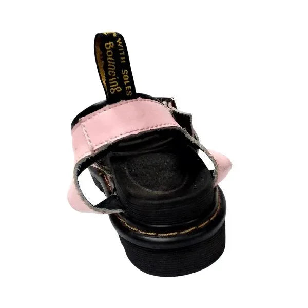 Blaire 11622002 | 7 UK - Preloved Docs