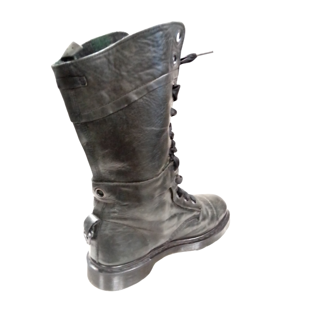 Triumph 1914 Tall Lace-Up 14 Hole Foldable Collar | 6 UK