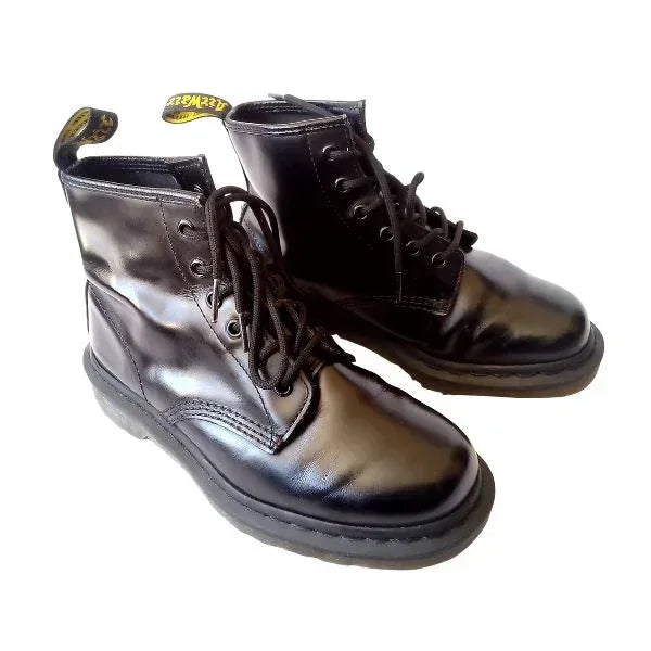 101 6 Hole Mono Black Smooth Leather | 5 UK - Preloved Docs