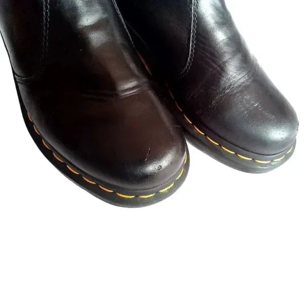 2976 Leonore | 5 UK - Preloved Docs