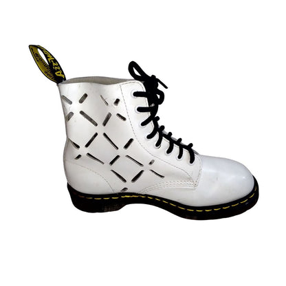 Limited Edition Aston White Cutout Boots | 7 UK