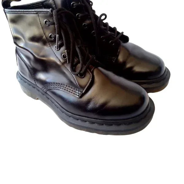 101 6 Hole Mono Black Smooth Leather | 5 UK - Preloved Docs