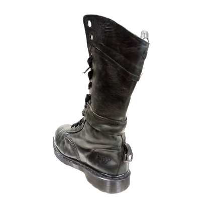 Triumph 1914 Tall Lace-Up 14 Hole Foldable Collar | 6 UK