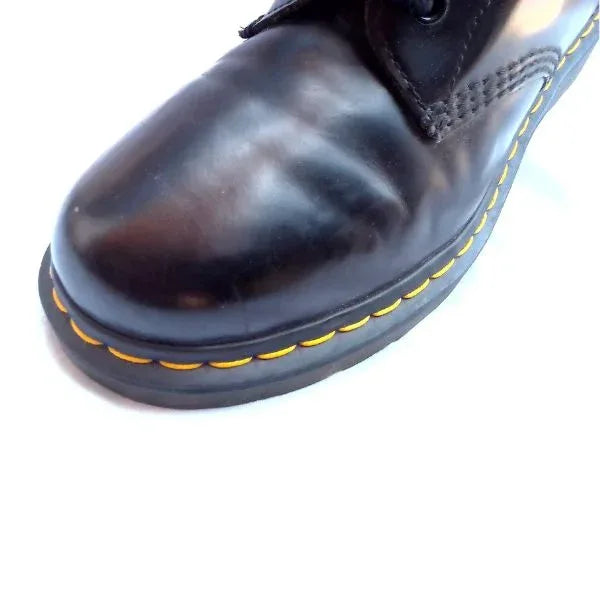 1460/11822 | 7 UK - Preloved Docs